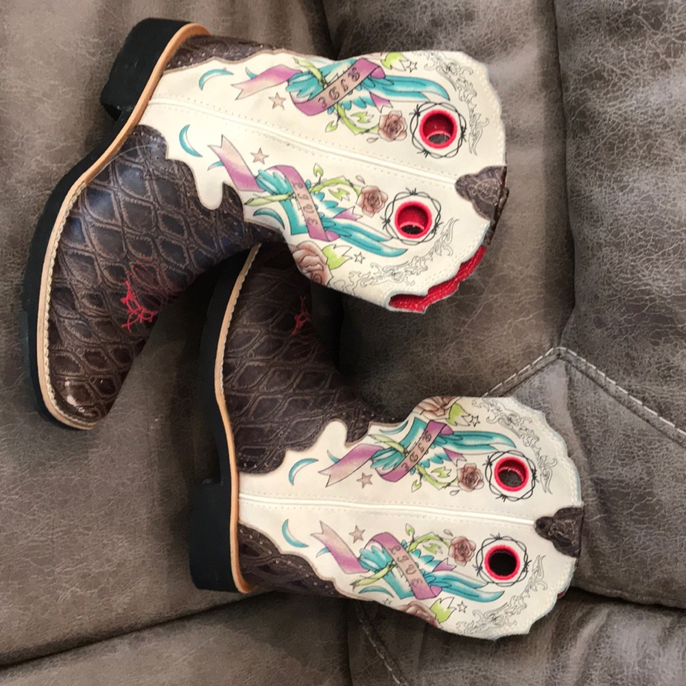 Girls Ariat Boots